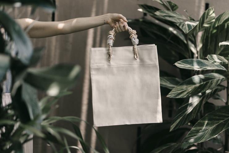 AnimazulSequence CollectionSequence Collection - 2 Knot Handle Market Tote - Black & White