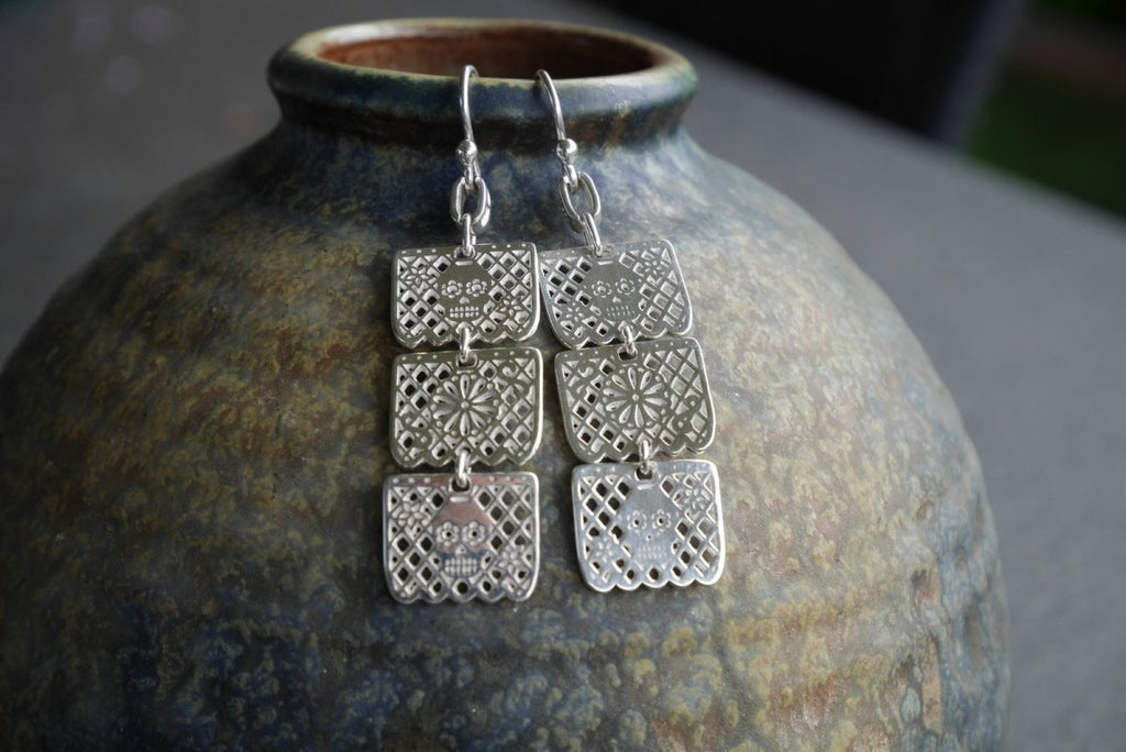 AnimazulTenamatzliTenamatzli Orfebres - Silver Papel Picado Earrings