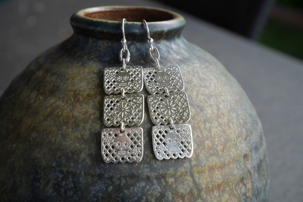 AnimazulTenamatzliTenamatzli Orfebres - Silver Papel Picado Earrings