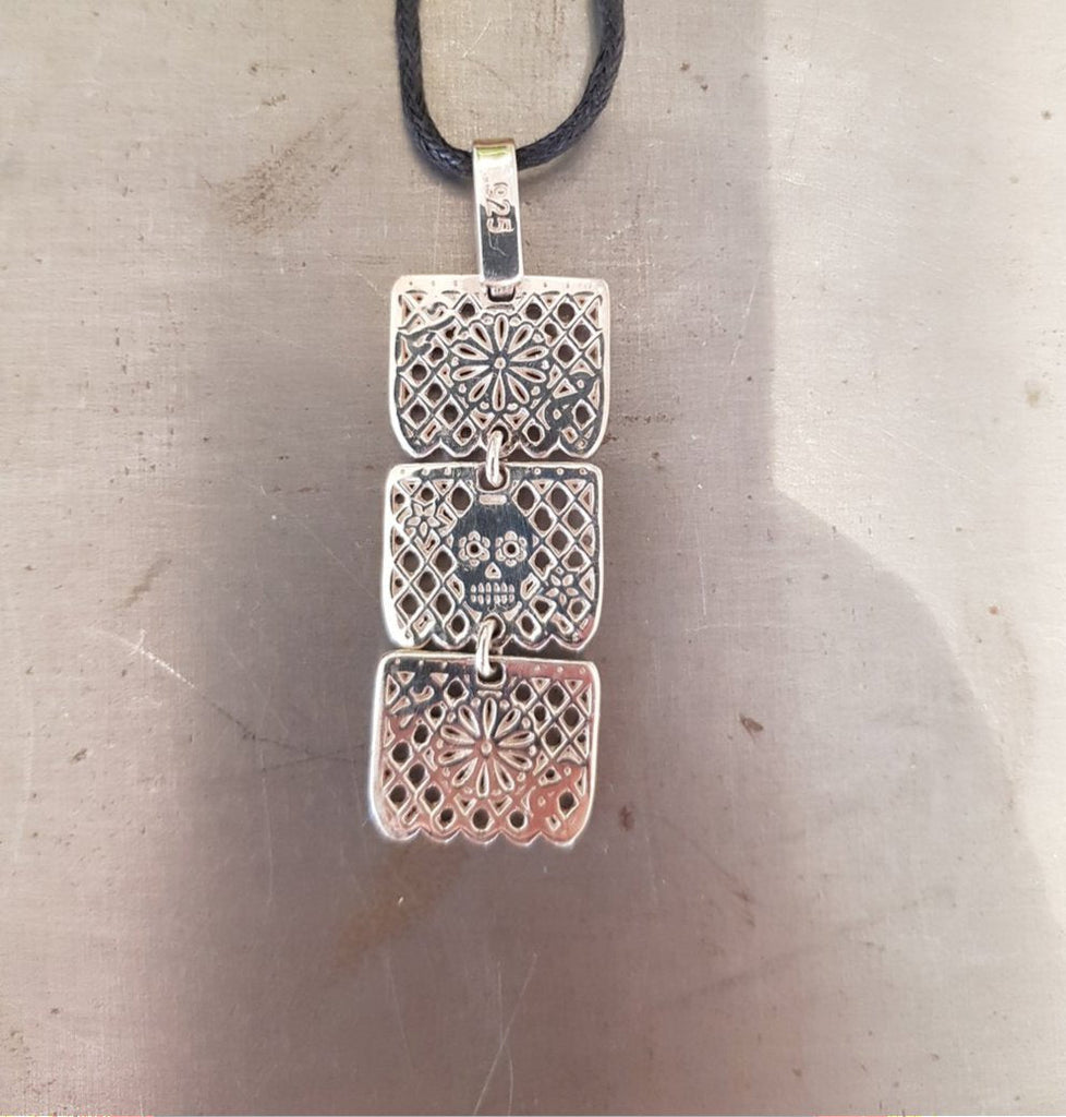 AnimazulTenamatzliTenamatzli - Silver 'Papel Picado' Pendant